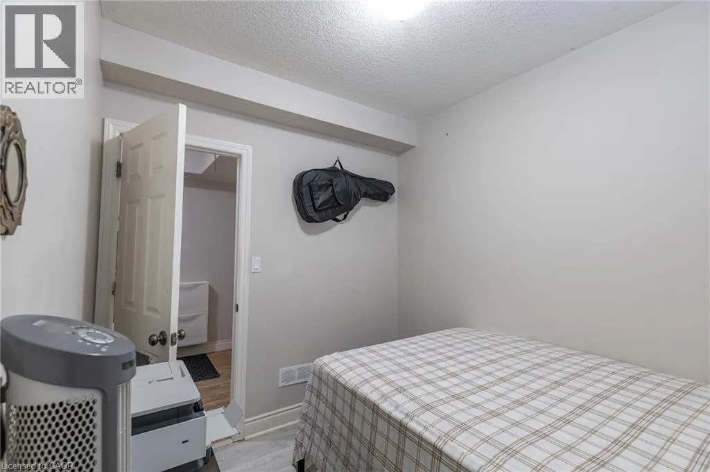 38 HOWE Drive Unit# 6B, #6B