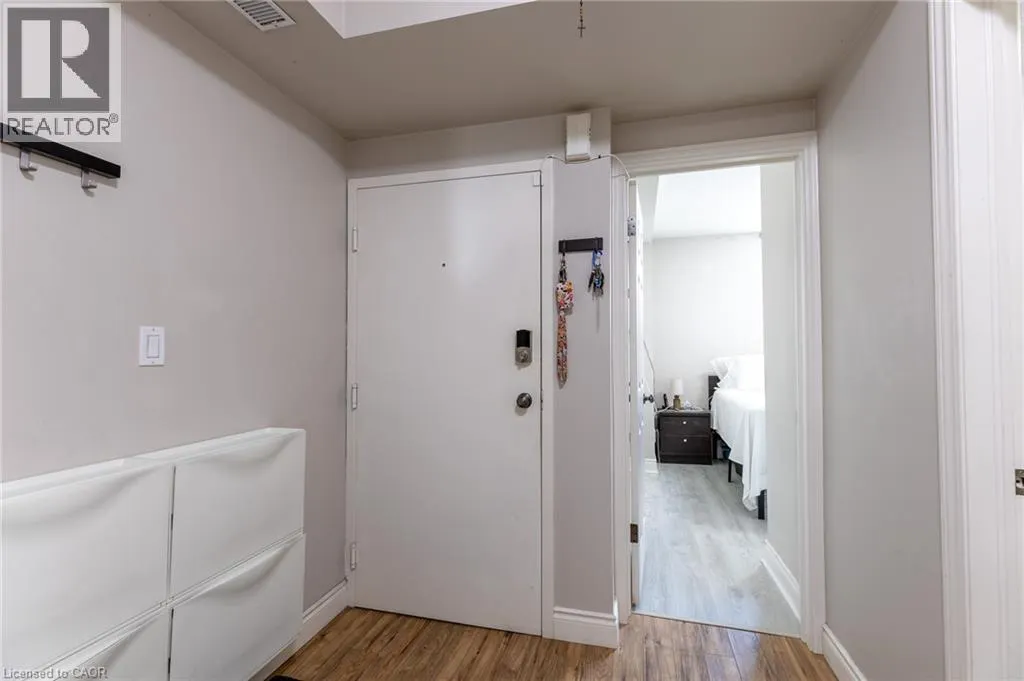 38 HOWE Drive Unit# 6B, #6B