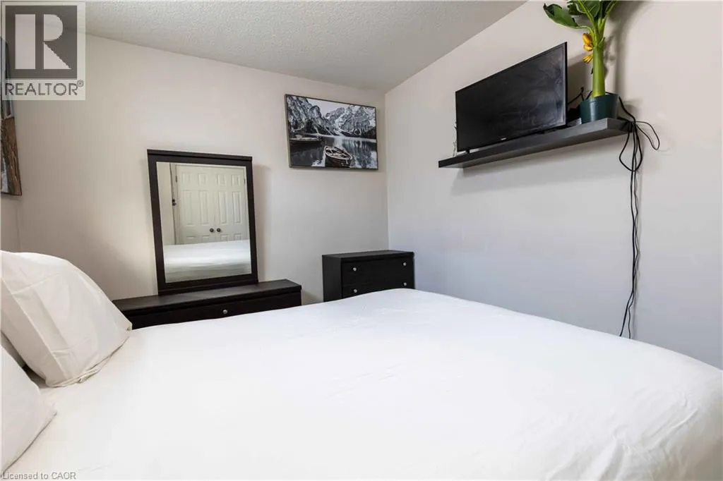 38 HOWE Drive Unit# 6B, #6B