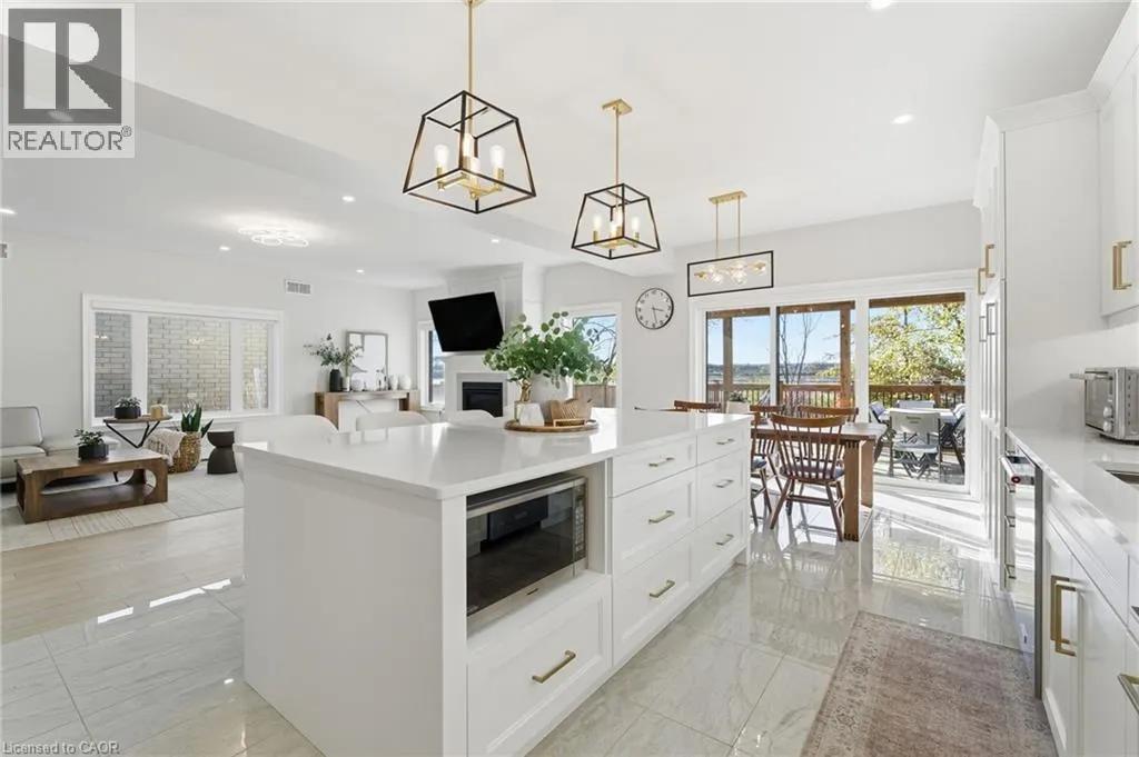 7403 SHERRILEE Crescent