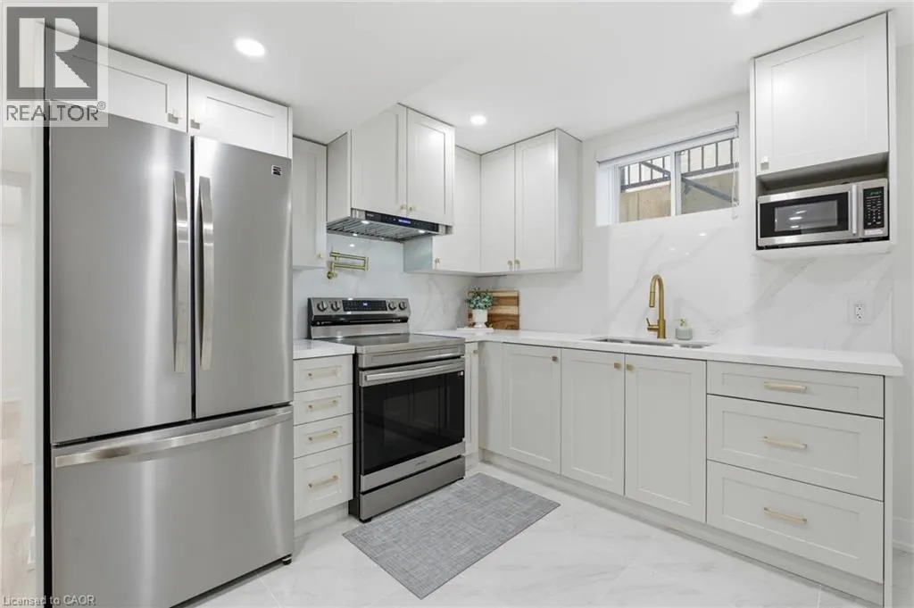 7403 SHERRILEE Crescent