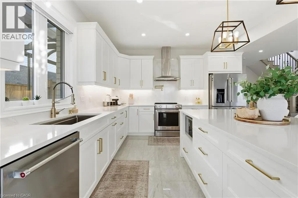 7403 SHERRILEE Crescent