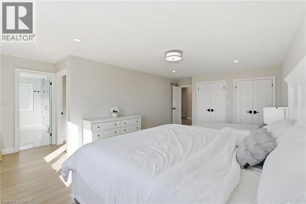 7403 SHERRILEE Crescent