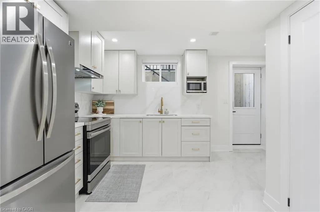 7403 SHERRILEE Crescent