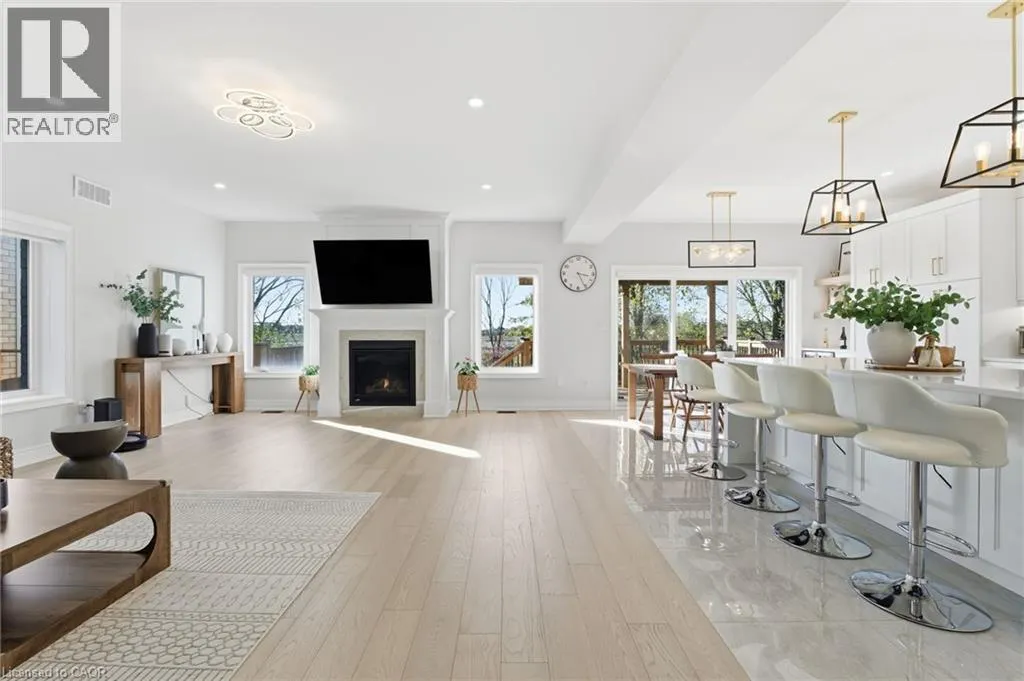 7403 SHERRILEE Crescent