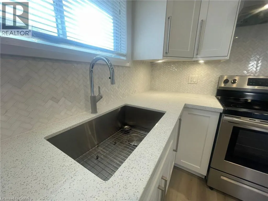 38 WARREN Avenue Unit# 1, #1