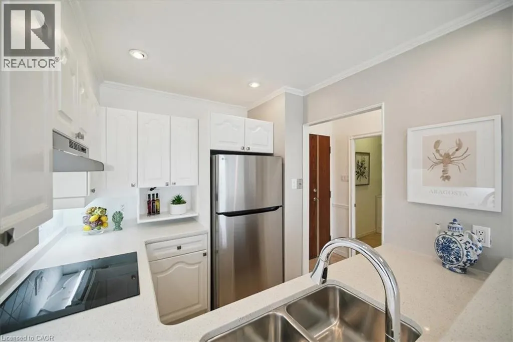 2511 LAKESHORE Road Unit# 314, #314