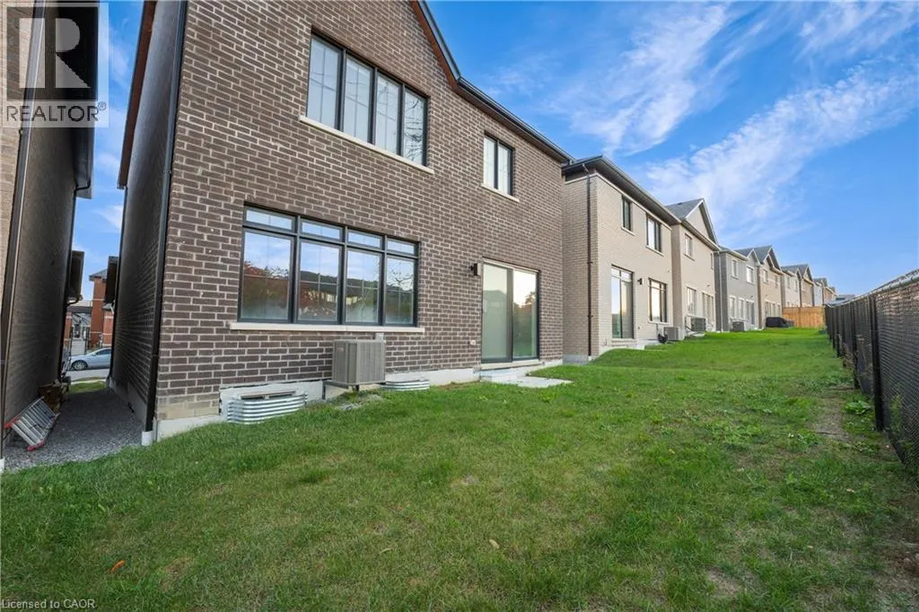 1156 SKYRIDGE Boulevard