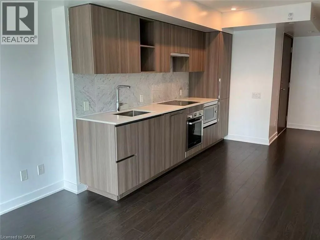 17 BATHURST Street Unit# 1605, #1605