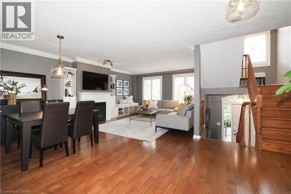 17 GROSVENOR Lane Unit# n/a, #n/a