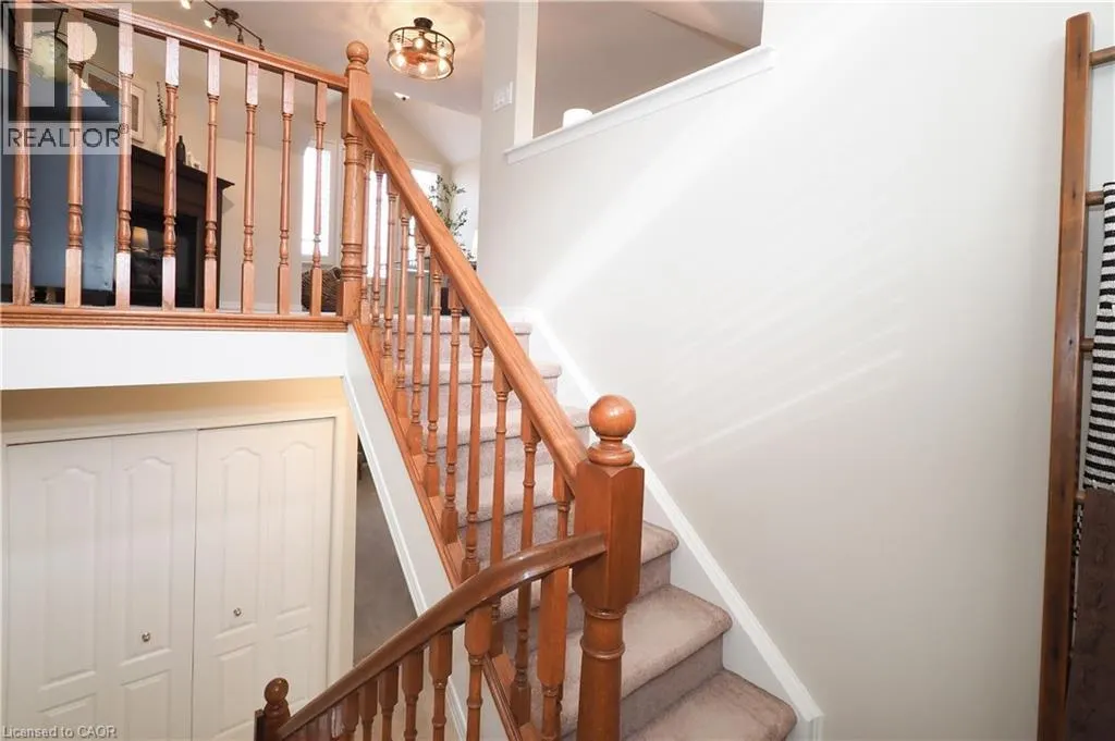 17 GROSVENOR Lane Unit# n/a, #n/a