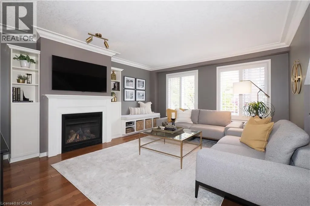 17 GROSVENOR Lane Unit# n/a, #n/a