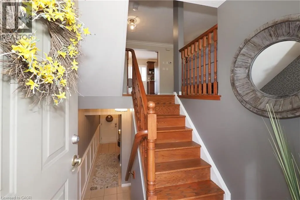 17 GROSVENOR Lane Unit# n/a, #n/a