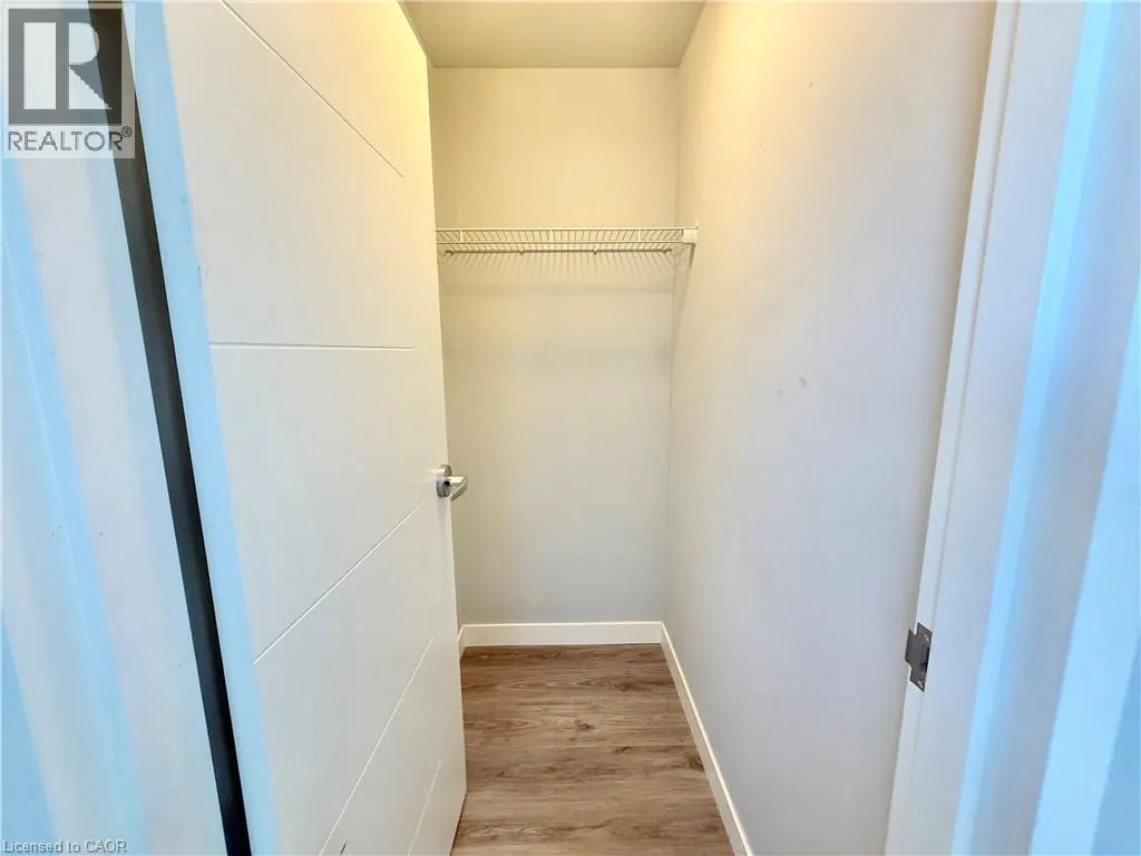 318 SPRUCE Street Unit# 1907, #1907