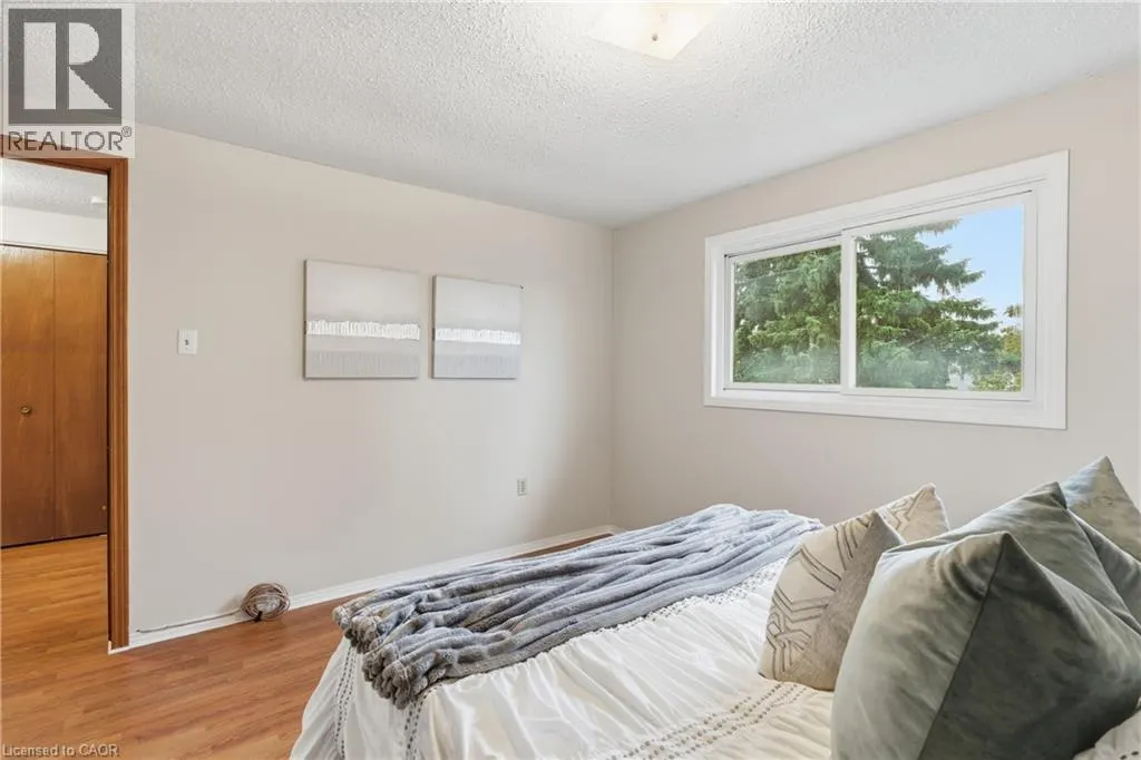 28 BACALL Crescent