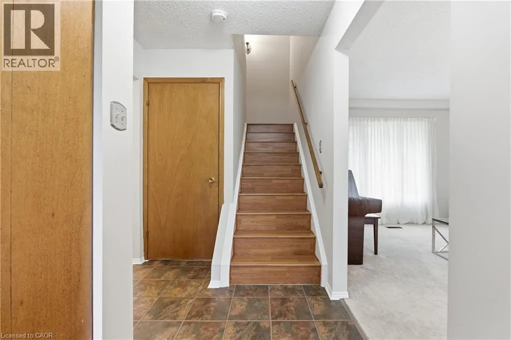 28 BACALL Crescent