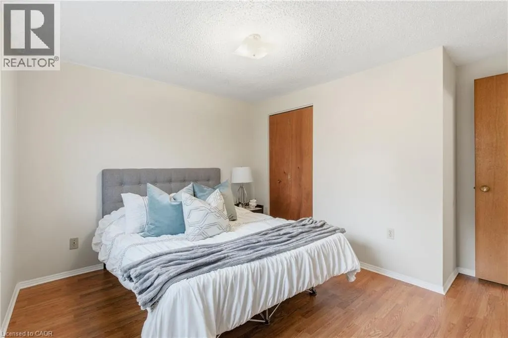 28 BACALL Crescent