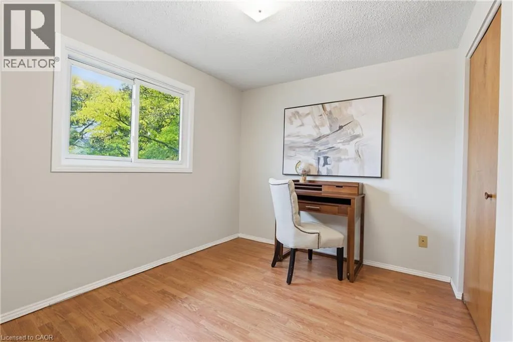 28 BACALL Crescent