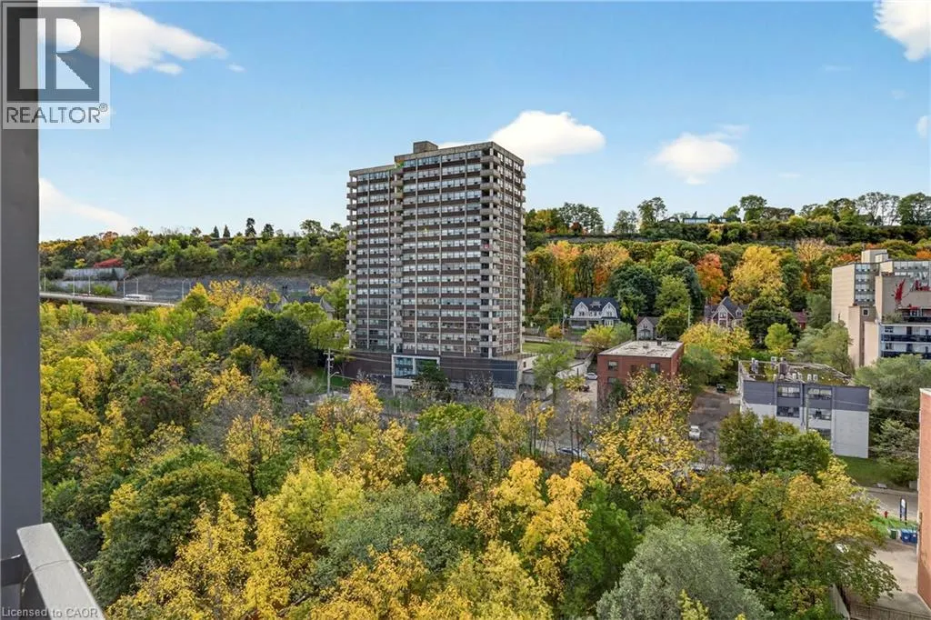 150 CHARLTON Avenue E Unit# 1808, #1808