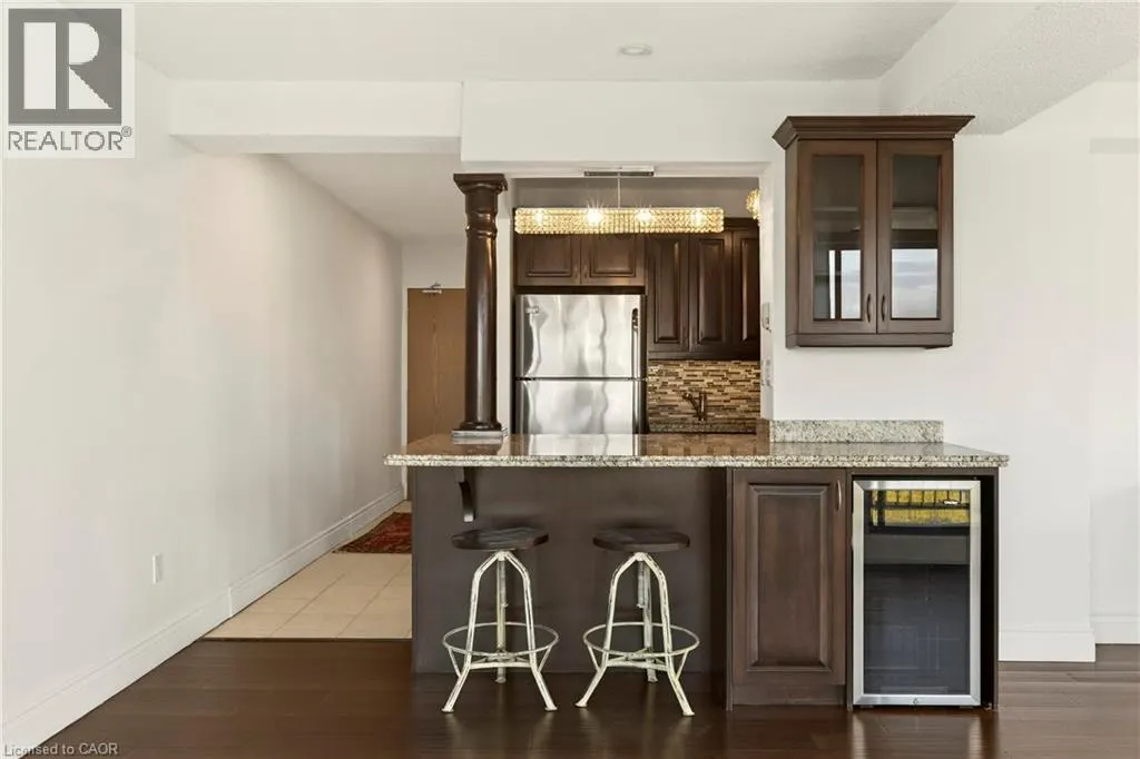 150 CHARLTON Avenue E Unit# 1808, #1808