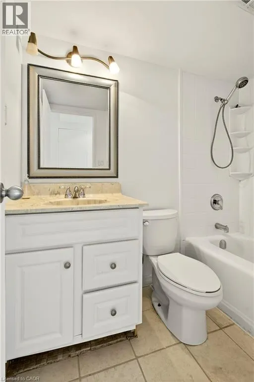 150 CHARLTON Avenue E Unit# 1808, #1808