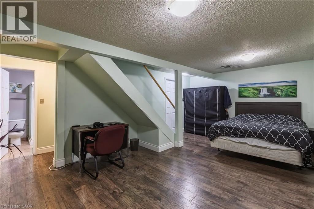 445 PIONEER Drive Unit# 4, #4