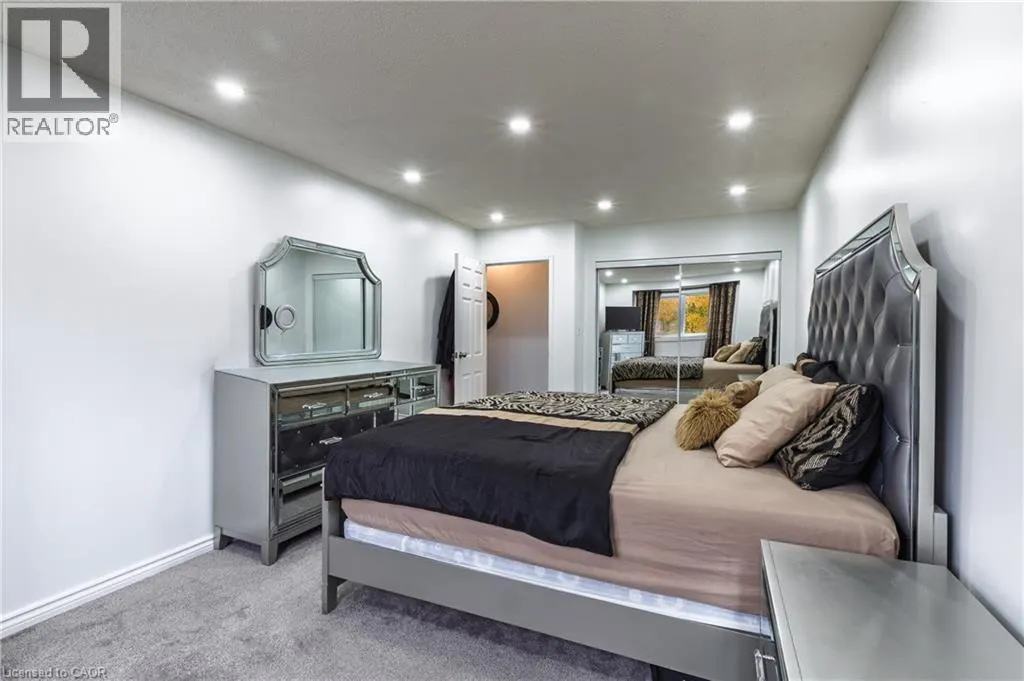 445 PIONEER Drive Unit# 4, #4