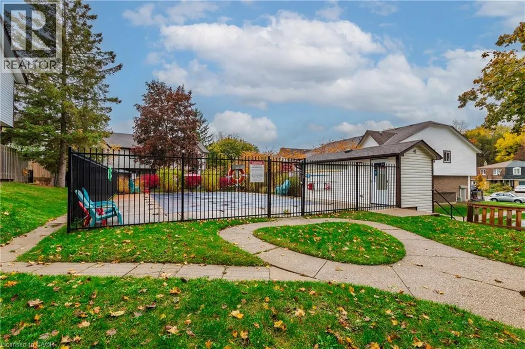 445 PIONEER Drive Unit# 4, #4