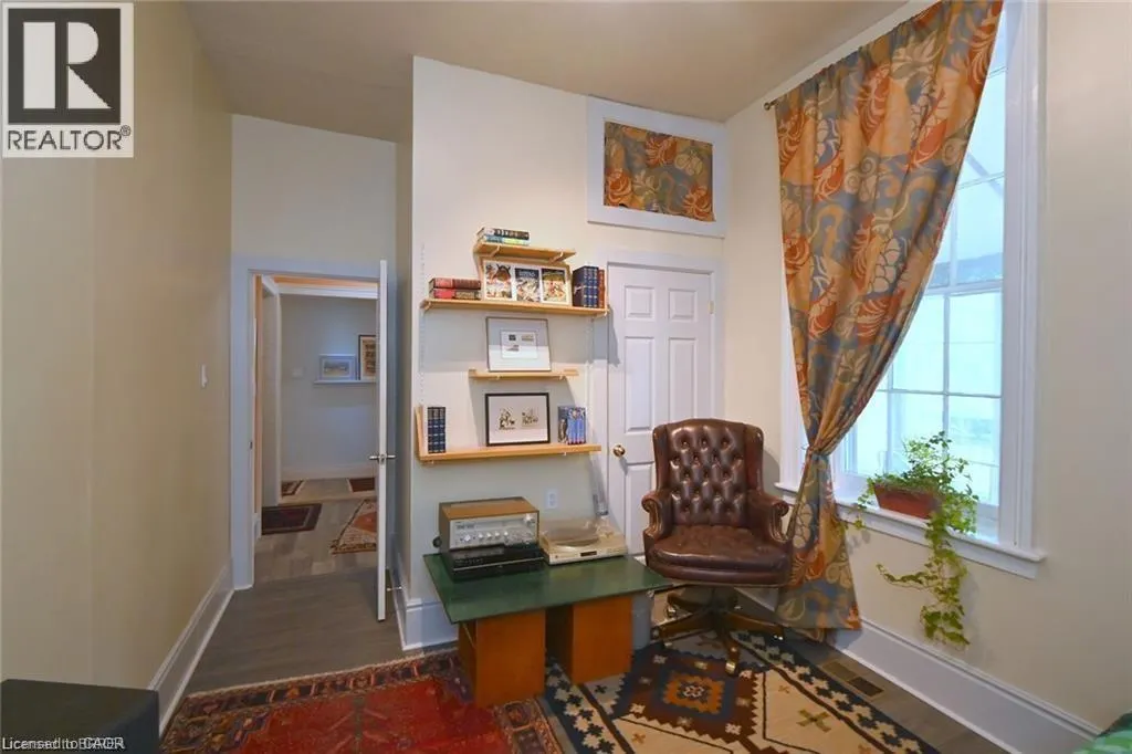 36 DUMFRIES Street Unit# Upper, #Upper