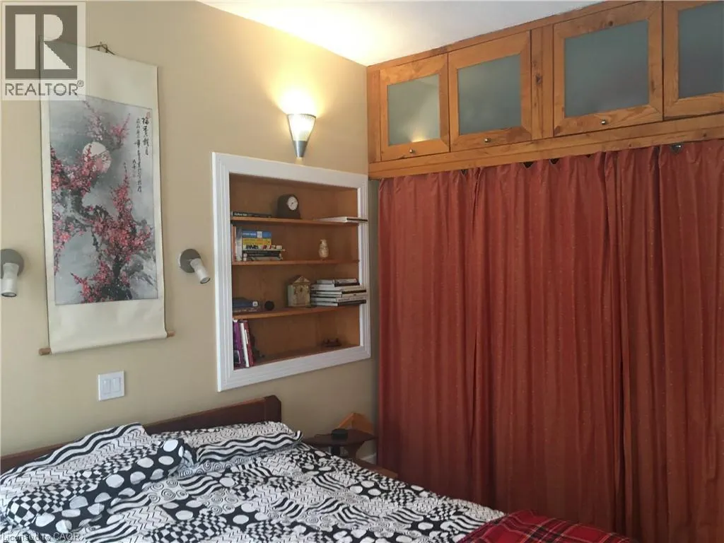 36 DUMFRIES Street Unit# Upper, #Upper