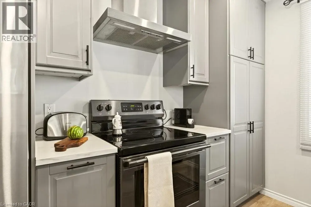 259 METCALFE Street N