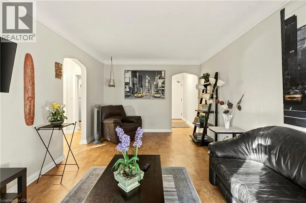 1253 MAIN Street W Unit# 3, #3