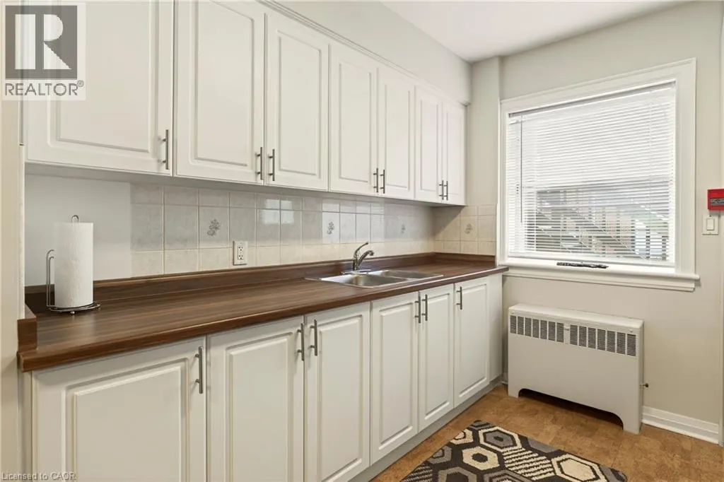 1253 MAIN Street W Unit# 3, #3