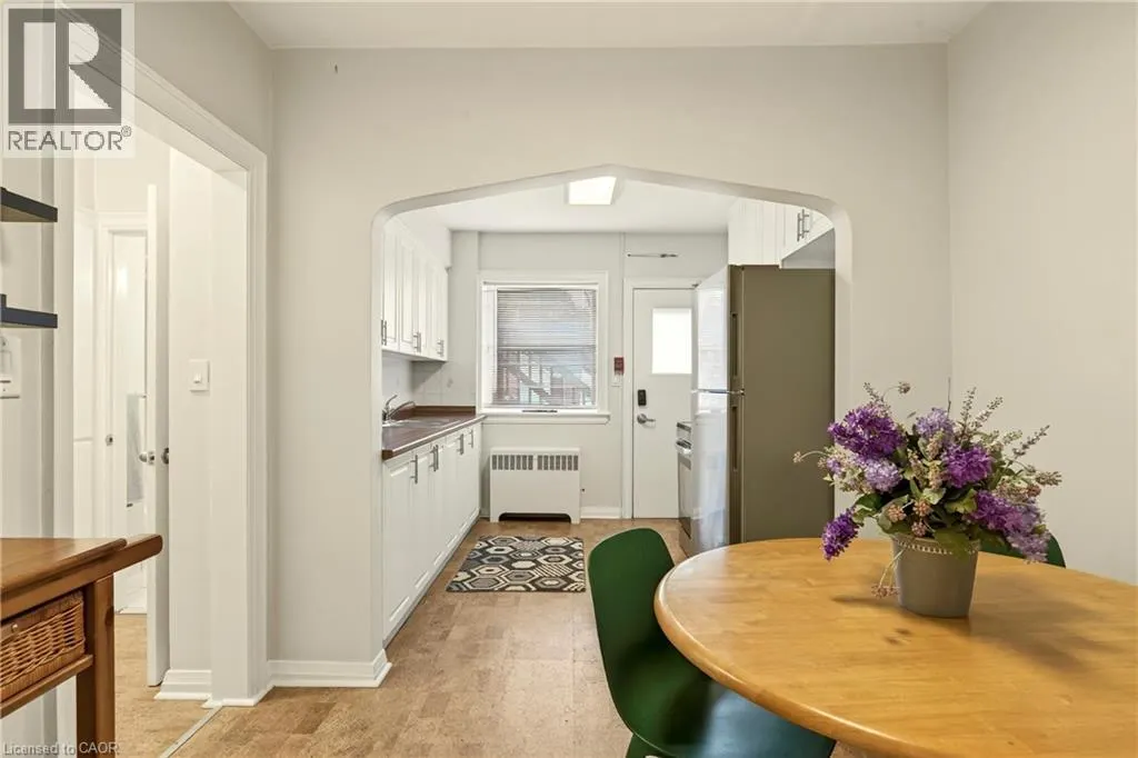 1253 MAIN Street W Unit# 3, #3