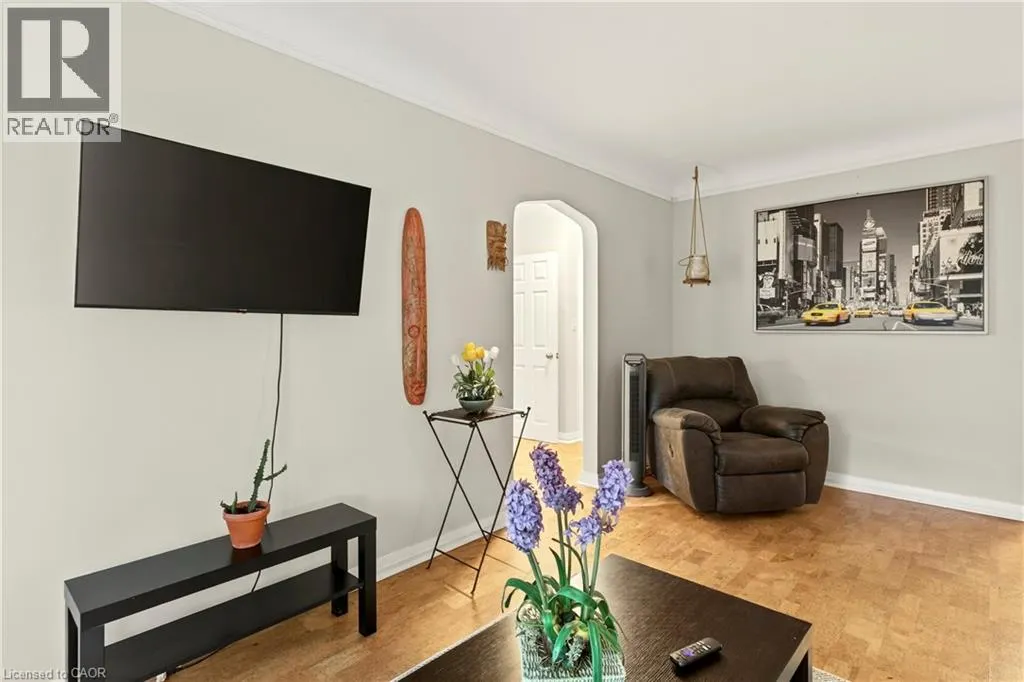 1253 MAIN Street W Unit# 3, #3