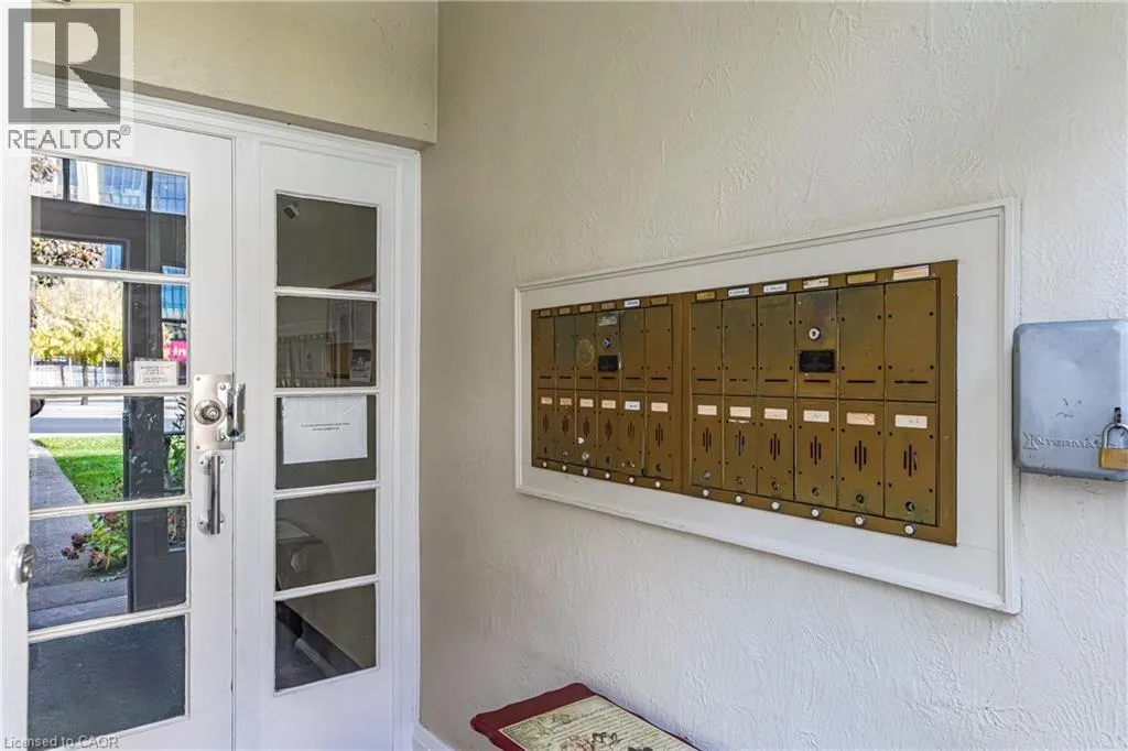 1253 MAIN Street W Unit# 3, #3