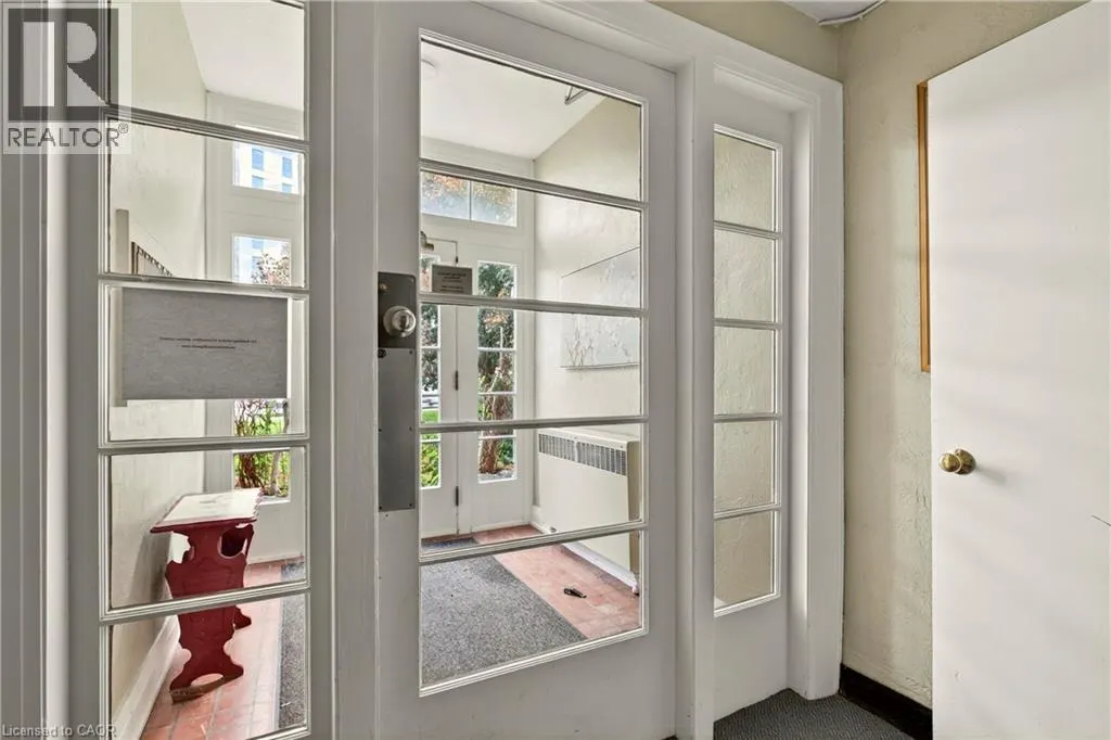 1253 MAIN Street W Unit# 3, #3