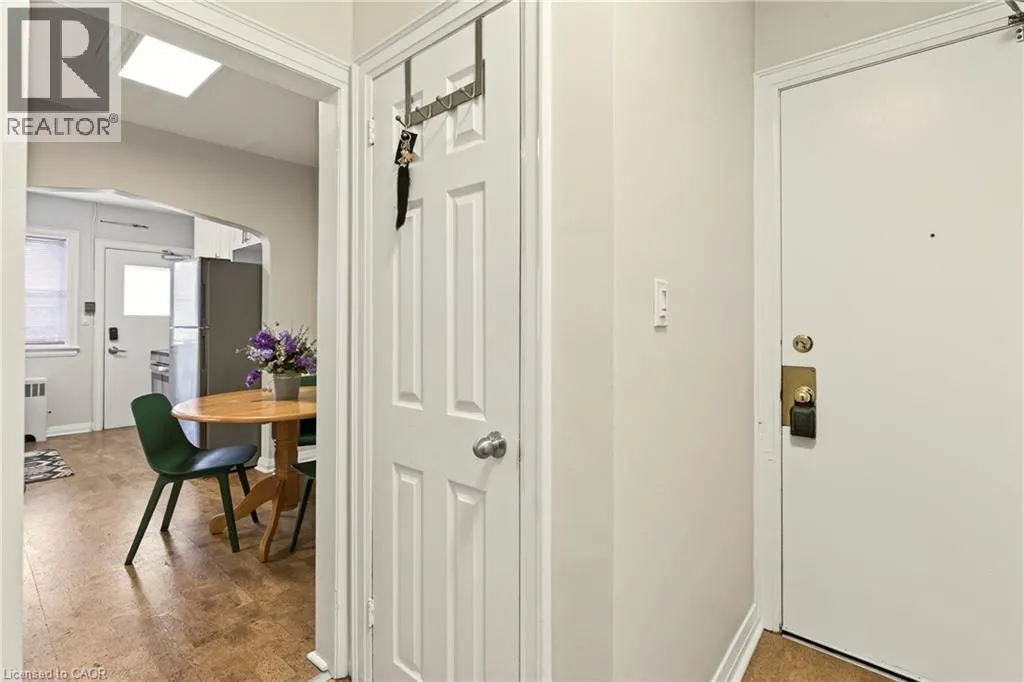 1253 MAIN Street W Unit# 3, #3