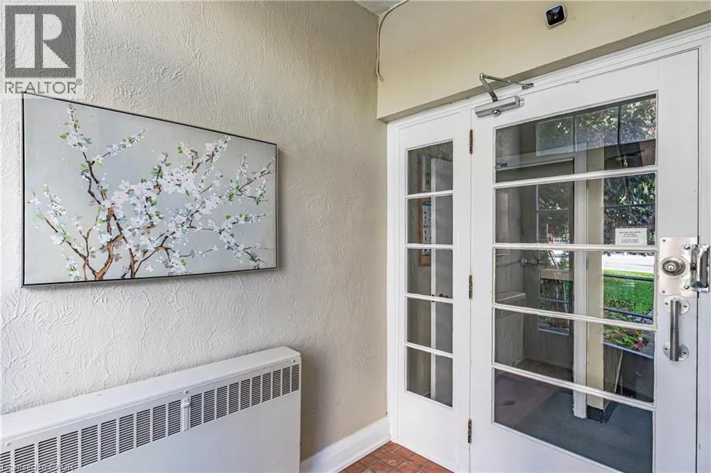 1253 MAIN Street W Unit# 3, #3