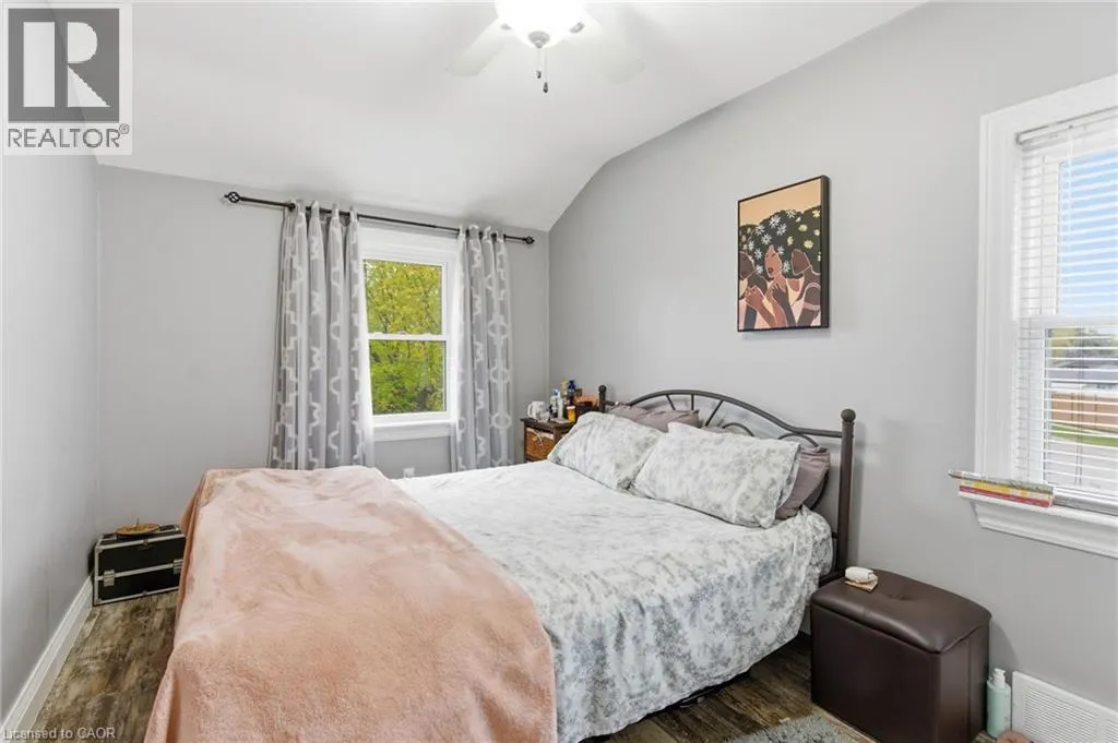 162 ST. GEORGE Street