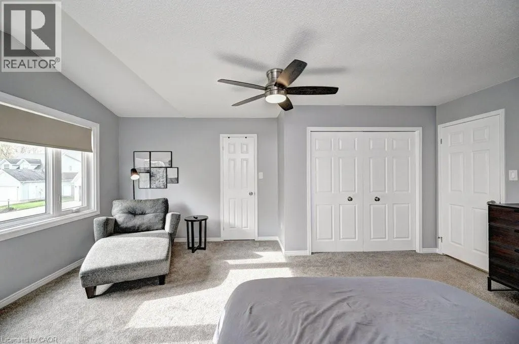 347 BUSHVIEW Crescent