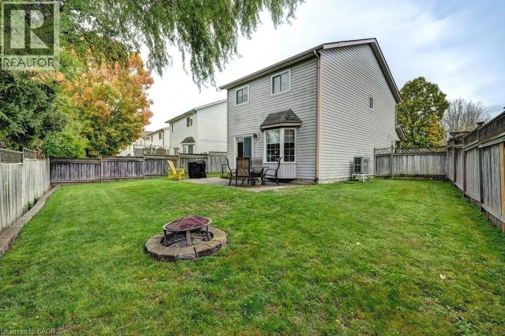 347 BUSHVIEW Crescent