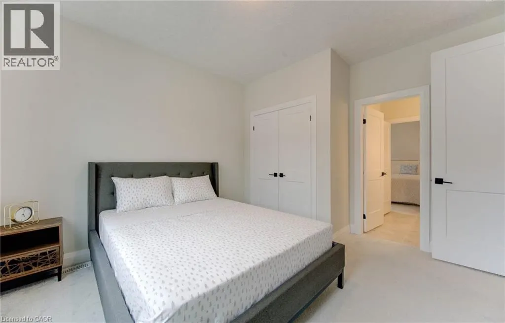 546 BRIDGEMILL Crescent