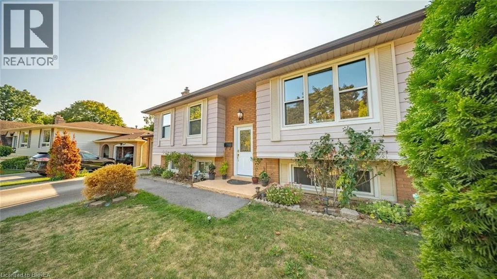 14 MELBOURNE Crescent