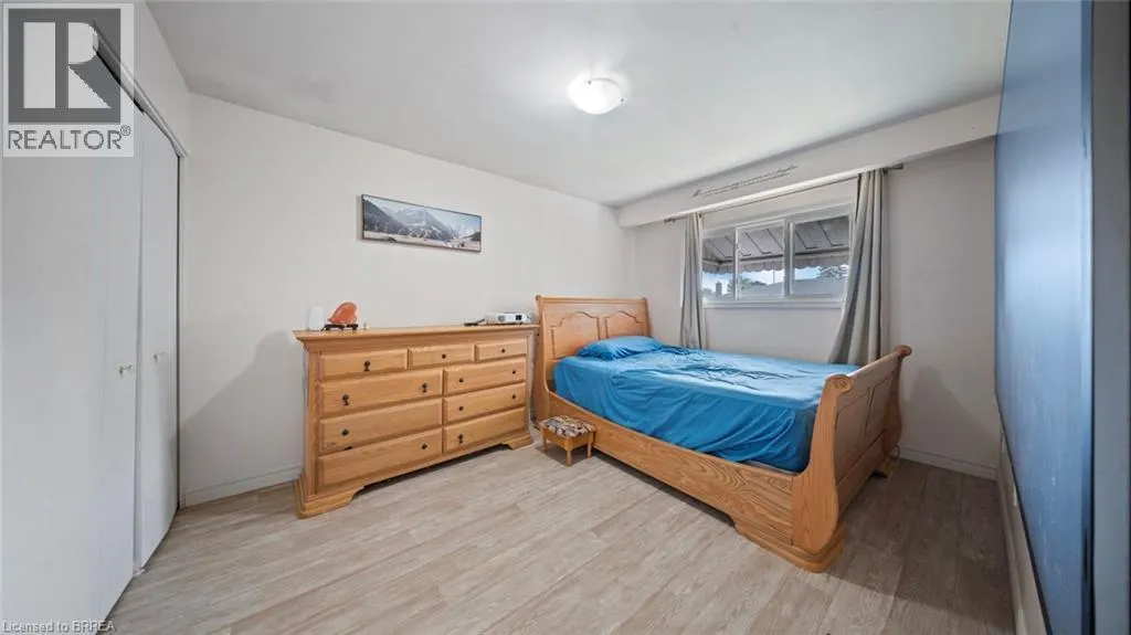 14 MELBOURNE Crescent