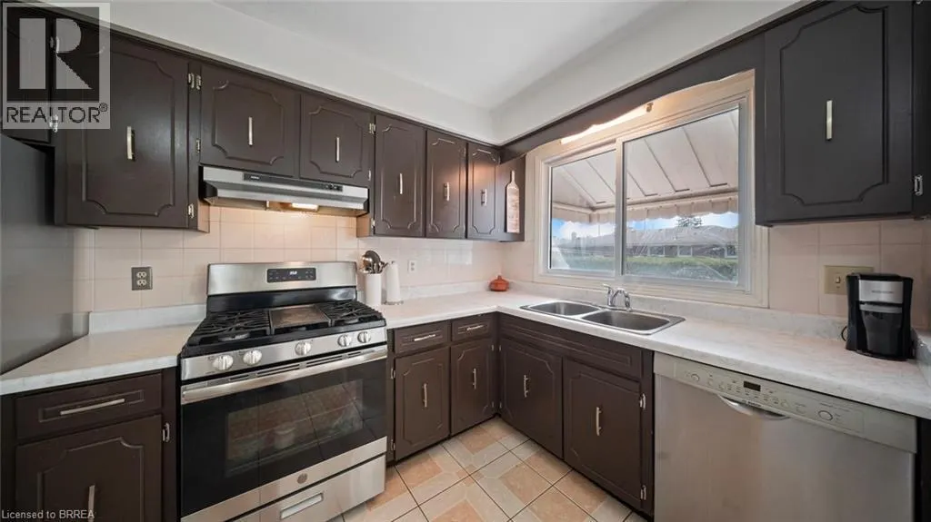 14 MELBOURNE Crescent