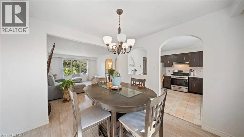 14 MELBOURNE Crescent