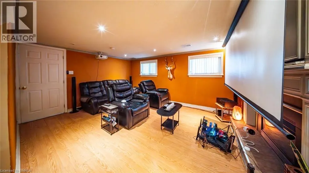 14 MELBOURNE Crescent