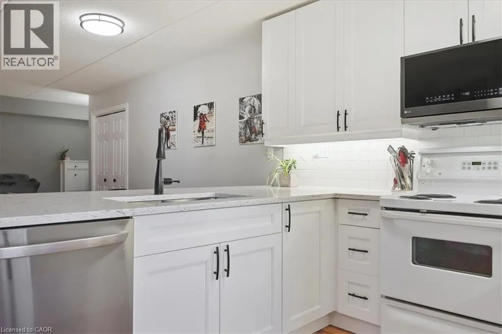 1431 WALKERS Line Unit# 301, #301