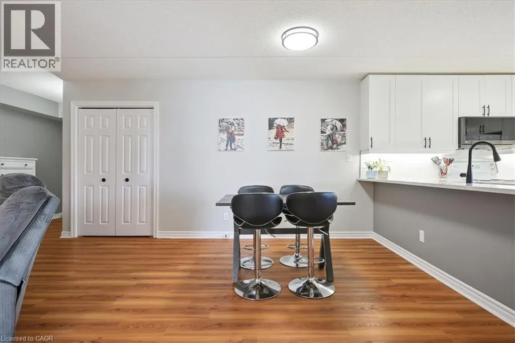 1431 WALKERS Line Unit# 301, #301